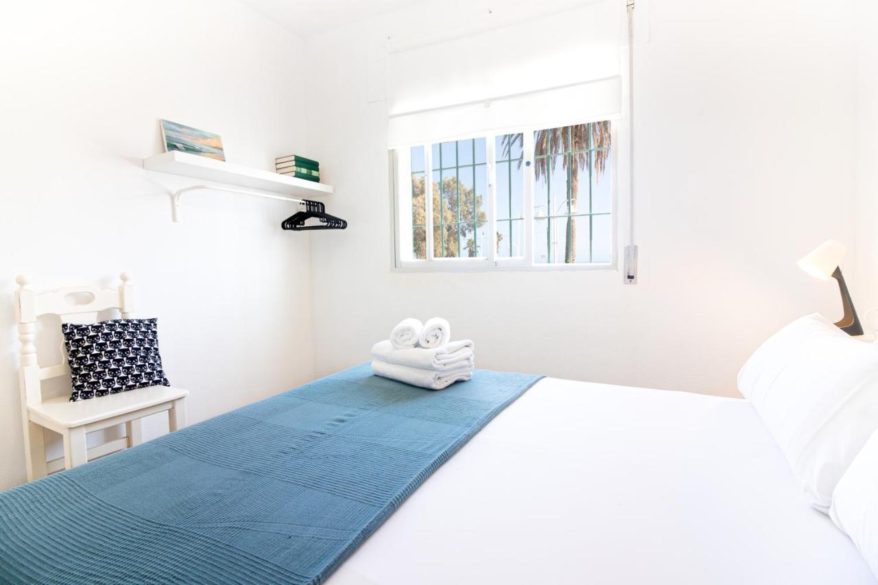 Sea & Wave Al Rolo Beach Apartment Malaga Exterior photo